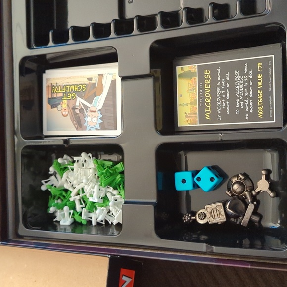 Rick and Morty limited edition Monopoly - Picture 3 of 5